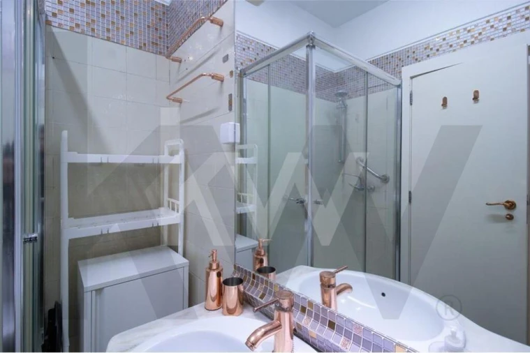 Apartamento T2 para Arrendamento em Areeiro Foto 14