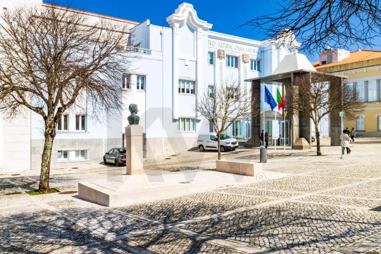 Moradia T6 para Venda em São João das Lampas e Terrugem Foto 57