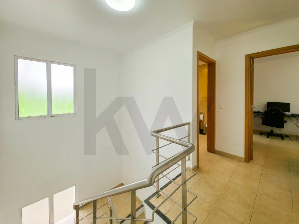 Moradia T3 para Venda em Santa Barbara Foto 19