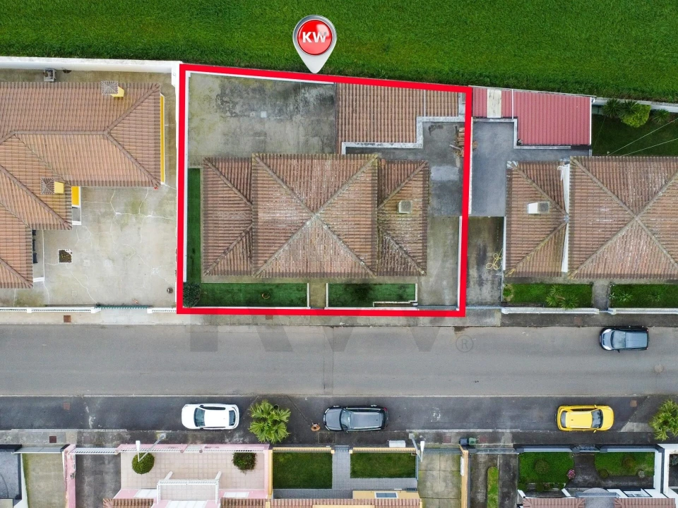 Moradia T3 para Venda em Santa Barbara Foto 28