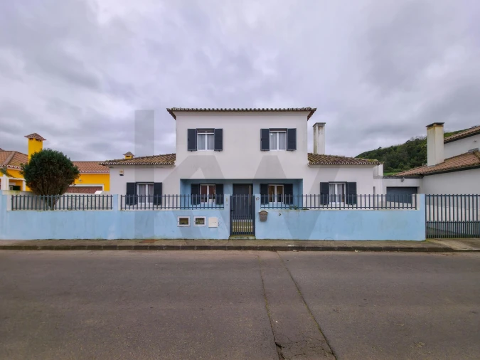 Moradia T3 para Venda em Santa Barbara Foto 4