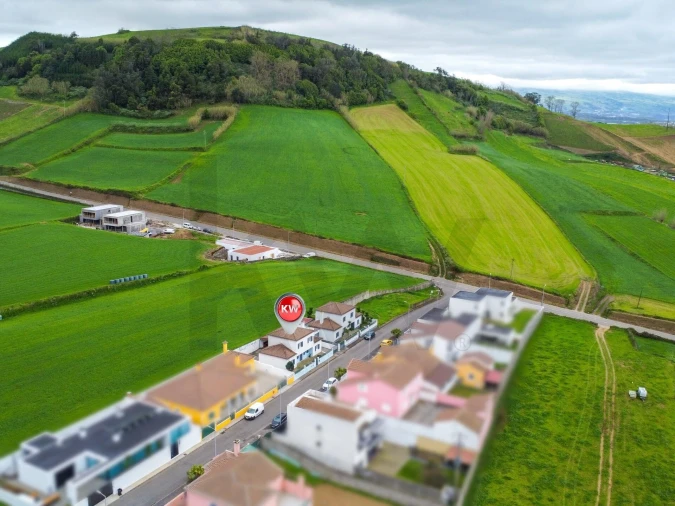 Moradia T3 para Venda em Santa Barbara Foto 30