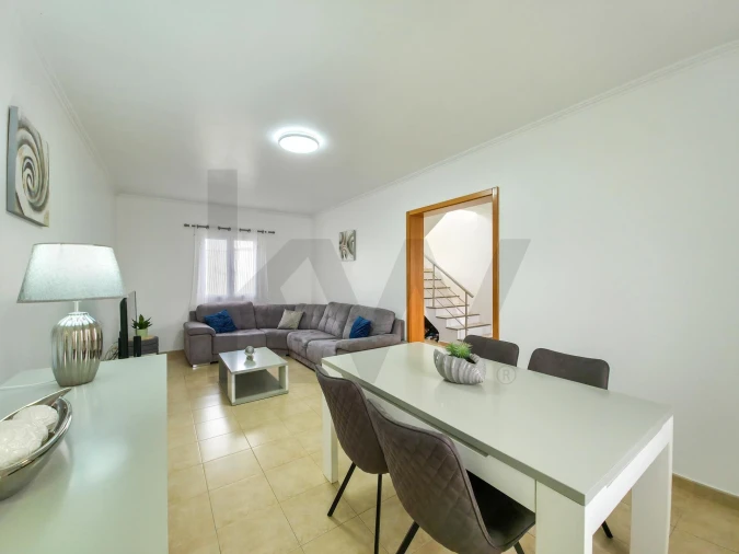 Moradia T3 para Venda em Santa Barbara Foto 9