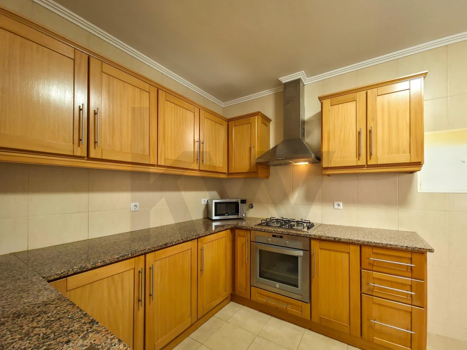 Moradia T3 para Venda em Santa Barbara Foto 15