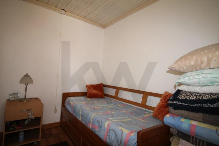 Moradia T2 para Venda em Britiande Foto 9