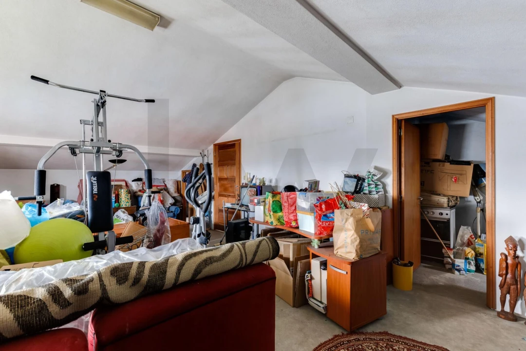 Apartamento T3 para Venda em Oliveira do Douro Foto 31