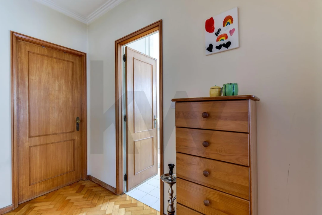 Apartamento T3 para Venda em Oliveira do Douro Foto 17