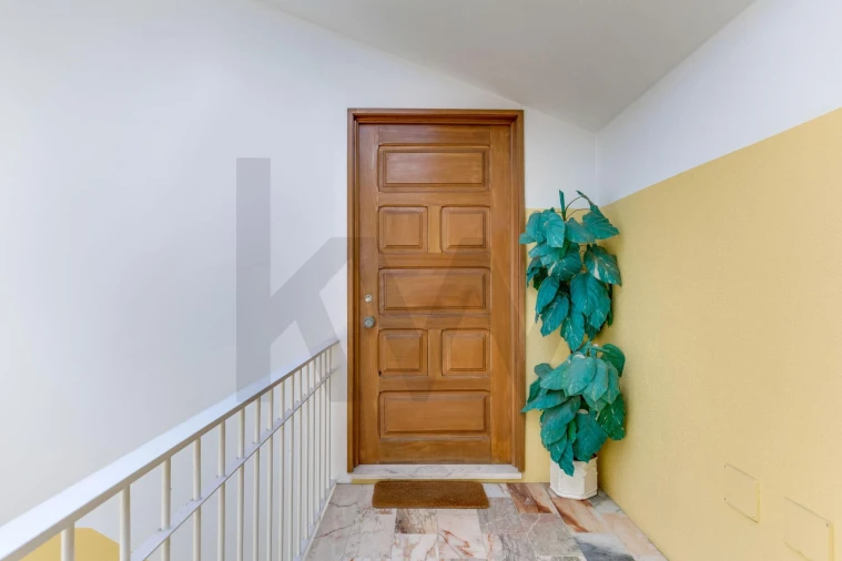 Apartamento T3 para Venda em Oliveira do Douro Foto 27