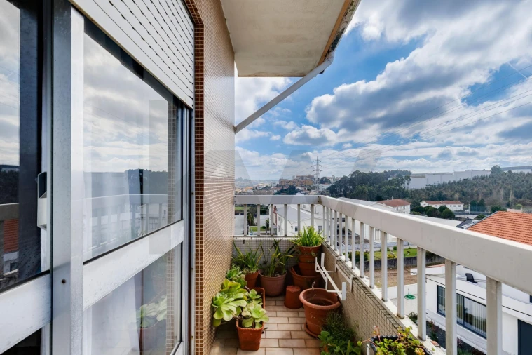 Apartamento T3 para Venda em Oliveira do Douro Foto 20