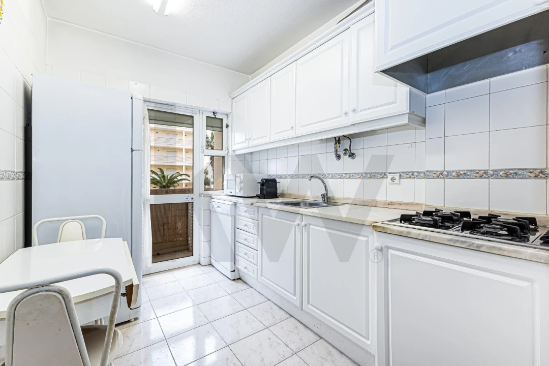 Apartamento T2 para Venda em Armação de Pera Foto 11