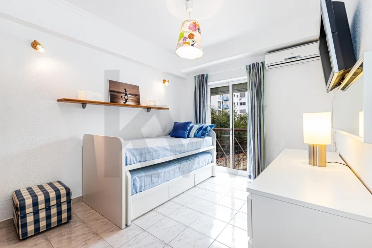 Apartamento T2 para Venda em Armação de Pera Foto 4