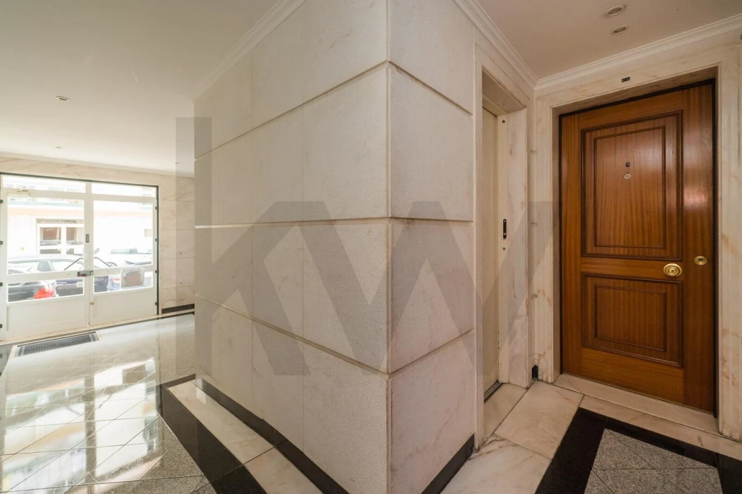 Apartamento T3 para Venda em Queluz e Belas Foto 11