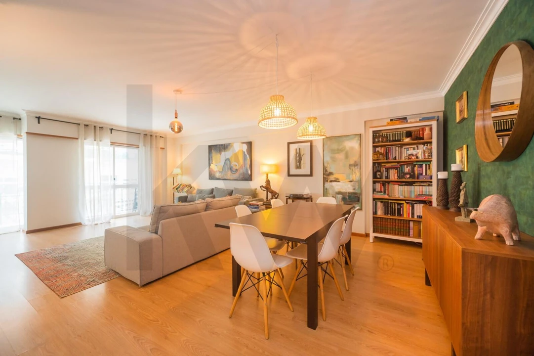 Apartamento T3 para Venda em Queluz e Belas Foto 8