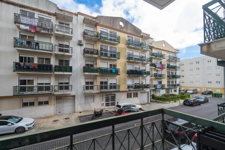 Apartamento T3 para Venda em Queluz e Belas Foto 51