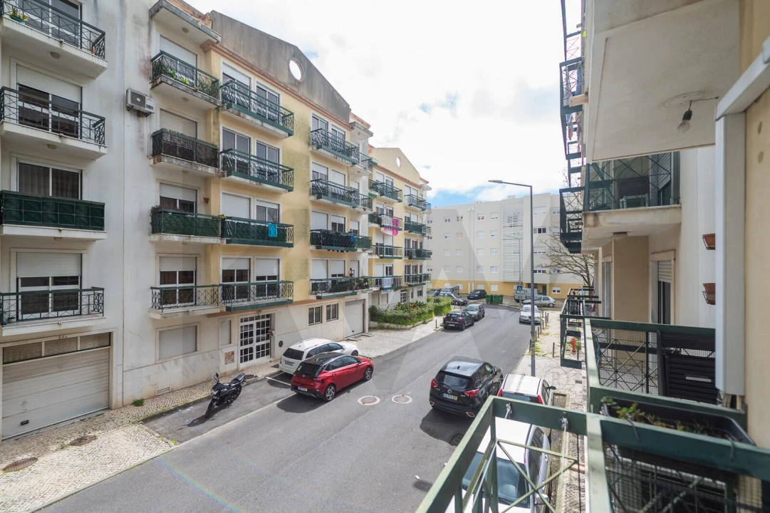 Apartamento T3 para Venda em Queluz e Belas Foto 54