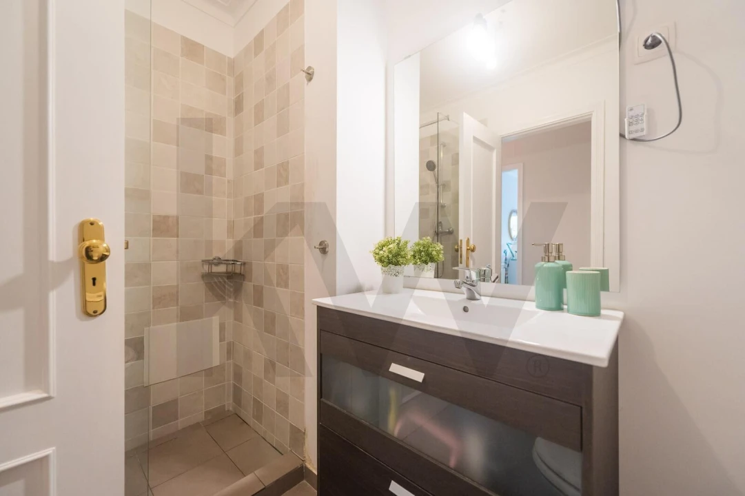 Apartamento T3 para Venda em Queluz e Belas Foto 40