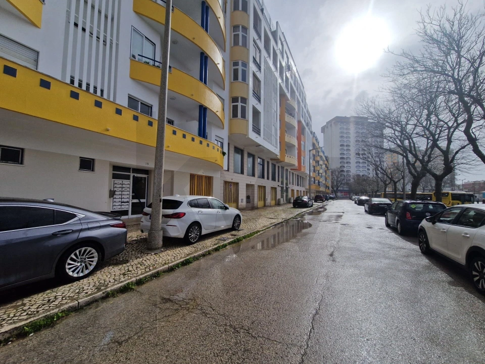 Apartamento T2 para Venda em Costa da Caparica Foto 21