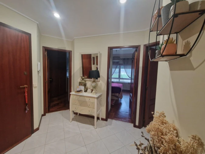 Apartamento T2 para Venda em Costa da Caparica Foto 4