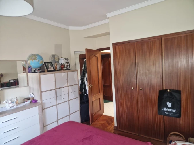 Apartamento T2 para Venda em Costa da Caparica Foto 16