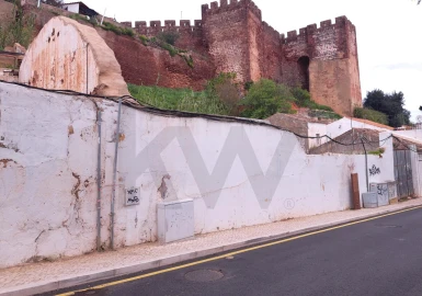 Armazém para Venda em Silves