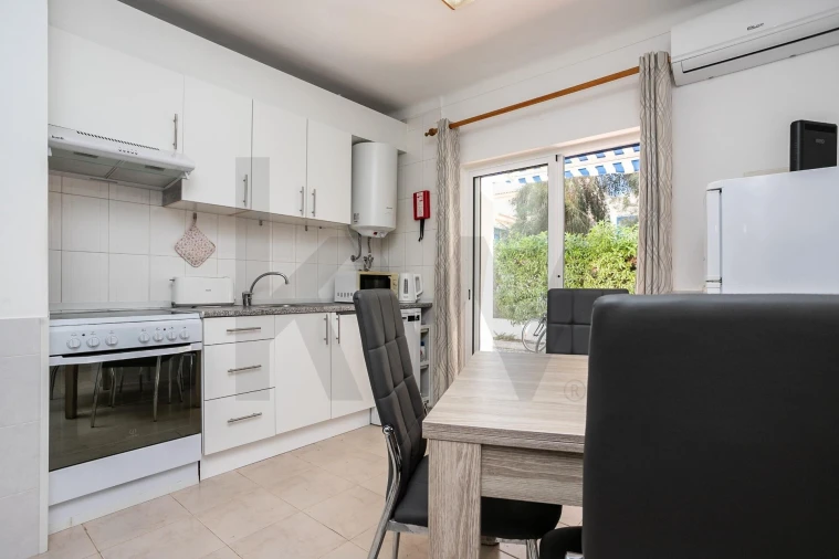 Apartamento T1 para Venda em Portimão Foto 11