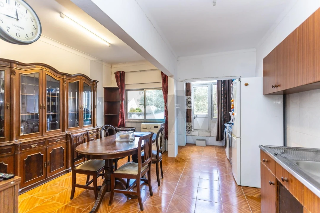 Apartamento T3 para Venda em Amora Foto 5