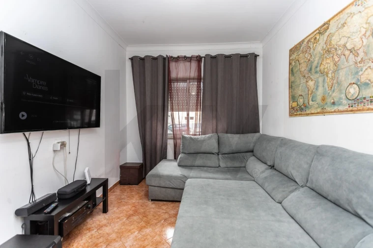 Apartamento T3 para Venda em Amora Foto 8