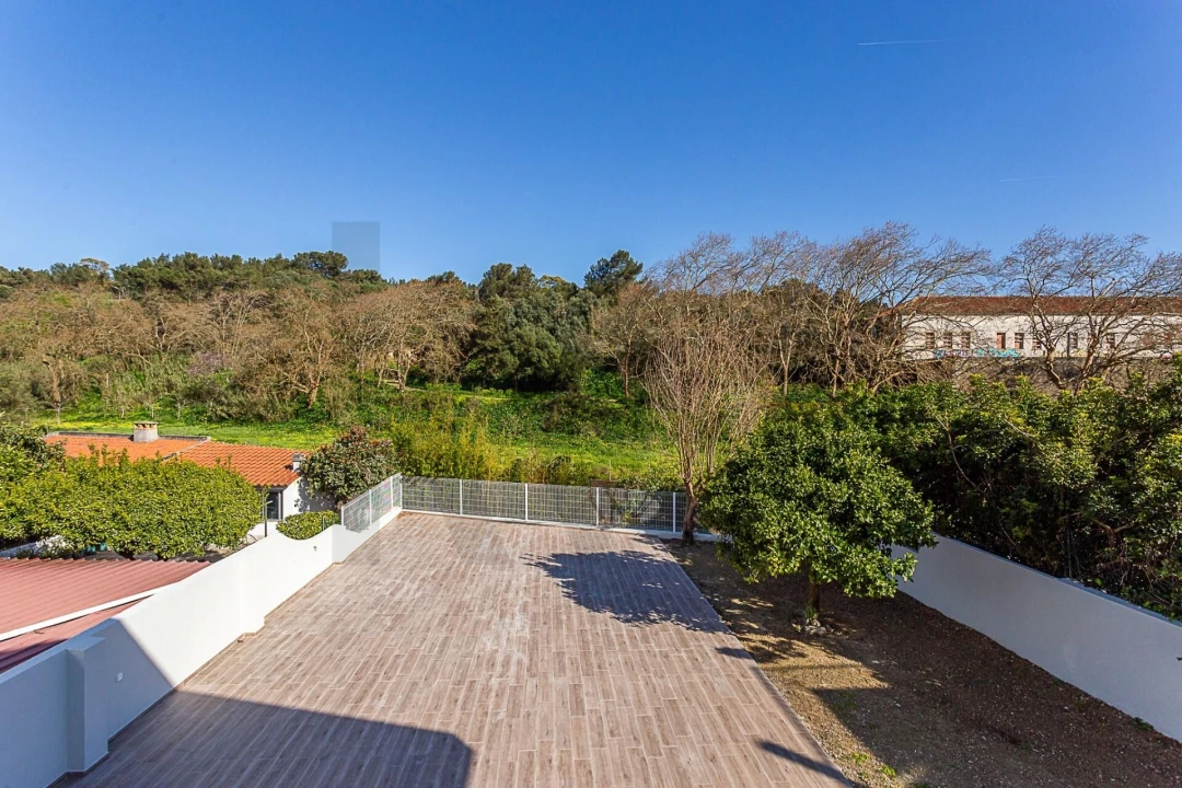 Moradia T4 para Venda em Oeiras e São Julião da Barra, Paço de Arcos e Caxias Foto 10