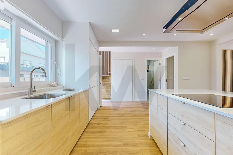 Moradia T4 para Venda em Oeiras e São Julião da Barra, Paço de Arcos e Caxias Foto 7