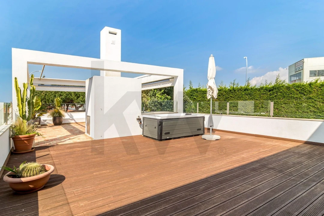 Moradia T4 para Venda em Agualva e Mira-Sintra Foto 38