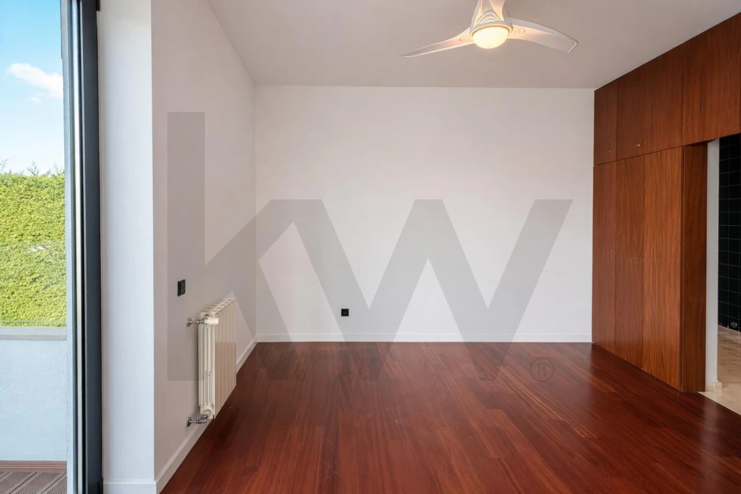 Moradia T4 para Venda em Agualva e Mira-Sintra Foto 23