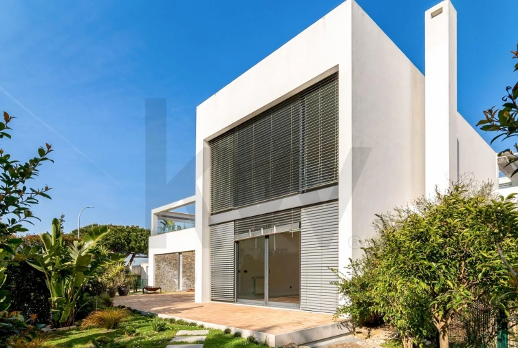 Moradia T4 para Venda em Agualva e Mira-Sintra