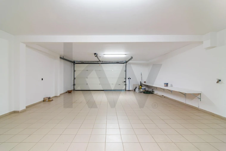 Moradia T4 para Venda em Agualva e Mira-Sintra Foto 37