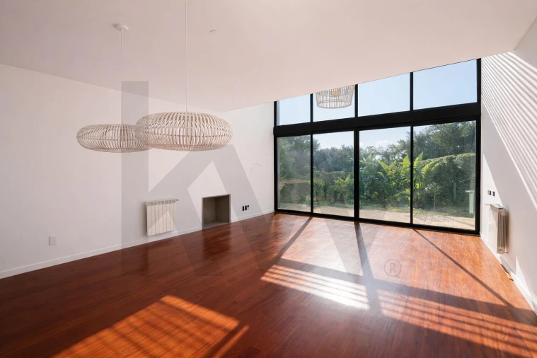 Moradia T4 para Venda em Agualva e Mira-Sintra Foto 6