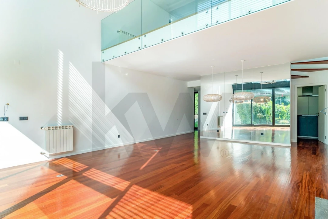 Moradia T4 para Venda em Agualva e Mira-Sintra Foto 8