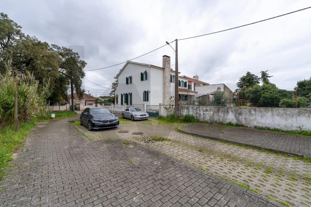 Moradia T5 para Venda em Santo Antonio da Charneca Foto 24