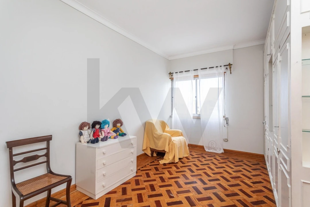 Apartamento T5 para Venda em São Domingos de Benfica Foto 26