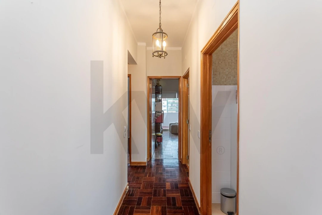 Apartamento T5 para Venda em São Domingos de Benfica Foto 35