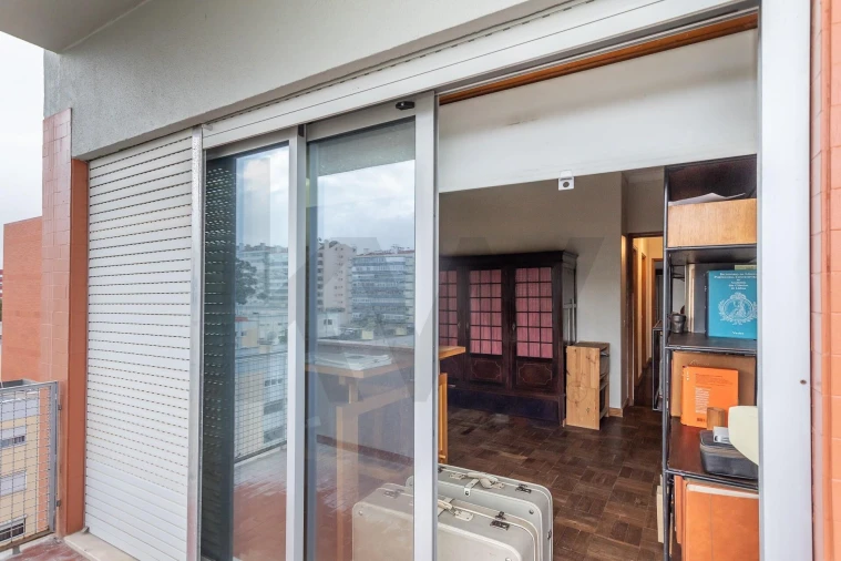 Apartamento T5 para Venda em São Domingos de Benfica Foto 29