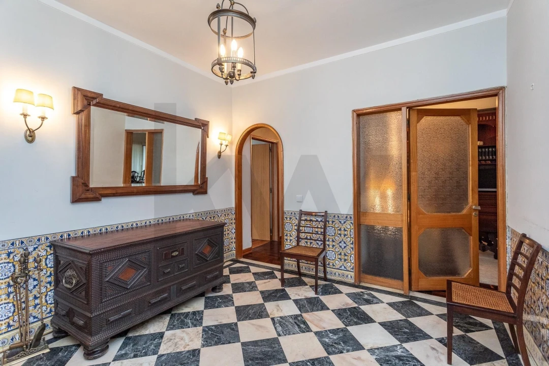 Apartamento T5 para Venda em São Domingos de Benfica Foto 15