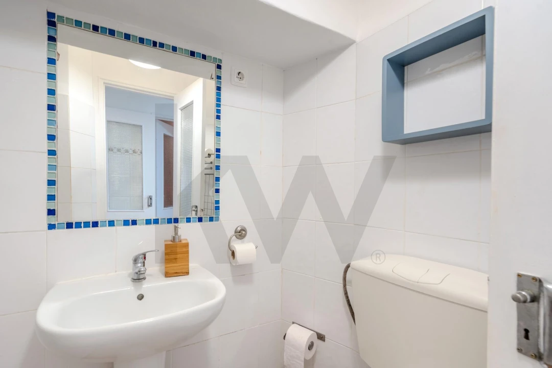 Apartamento T1 para Venda em Sesimbra (Santiago) Foto 11