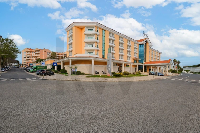 Apartamento T2 para Venda em Carcavelos e Parede Foto 33