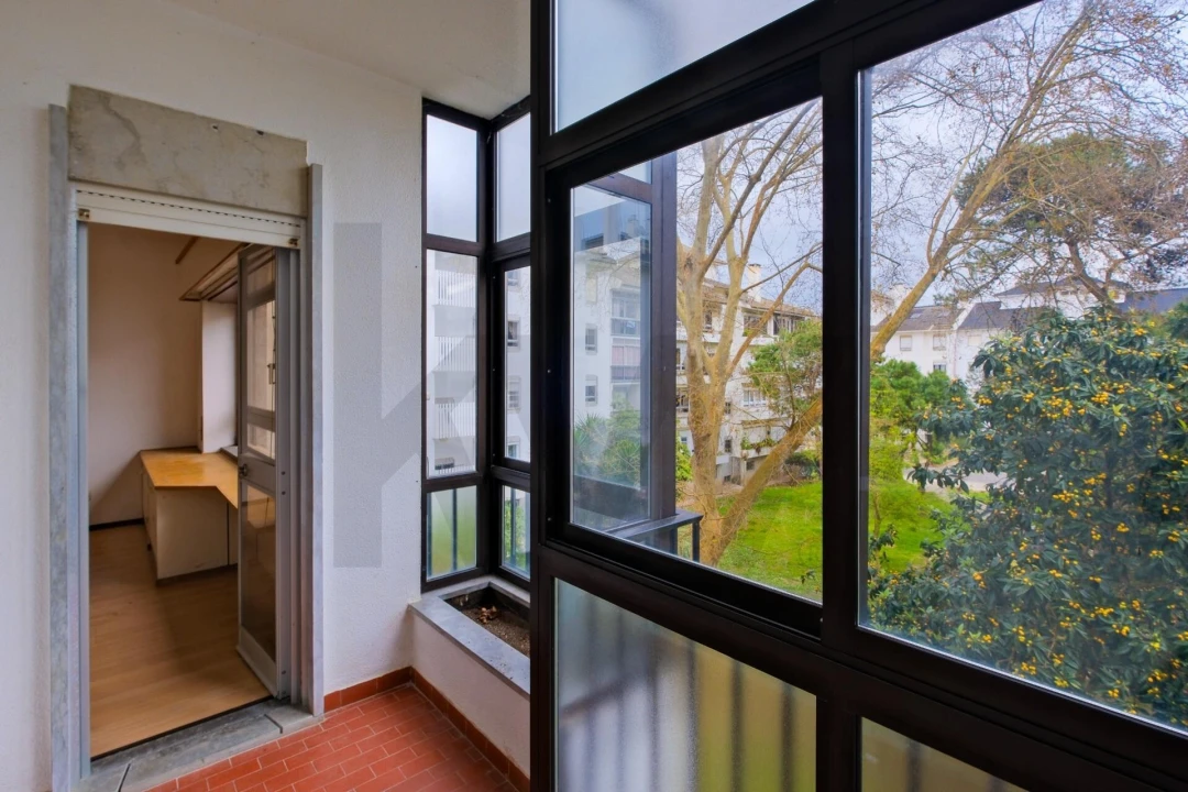 Apartamento T2 para Venda em Carcavelos e Parede Foto 5