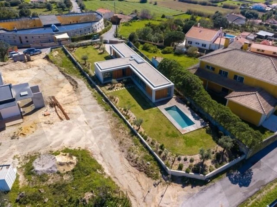 Terreno para Venda em Almargem do Bispo, Pêro Pinheiro e Montelavar Foto 7