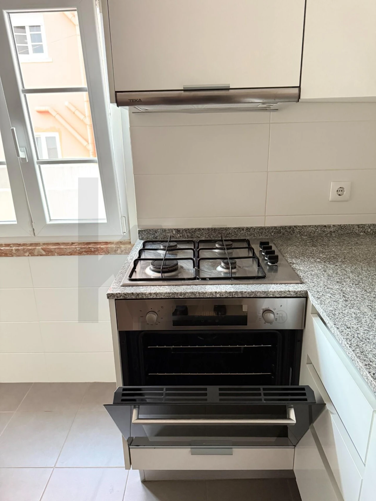 Apartamento T1 para Arrendamento em Avenidas Novas Foto 19