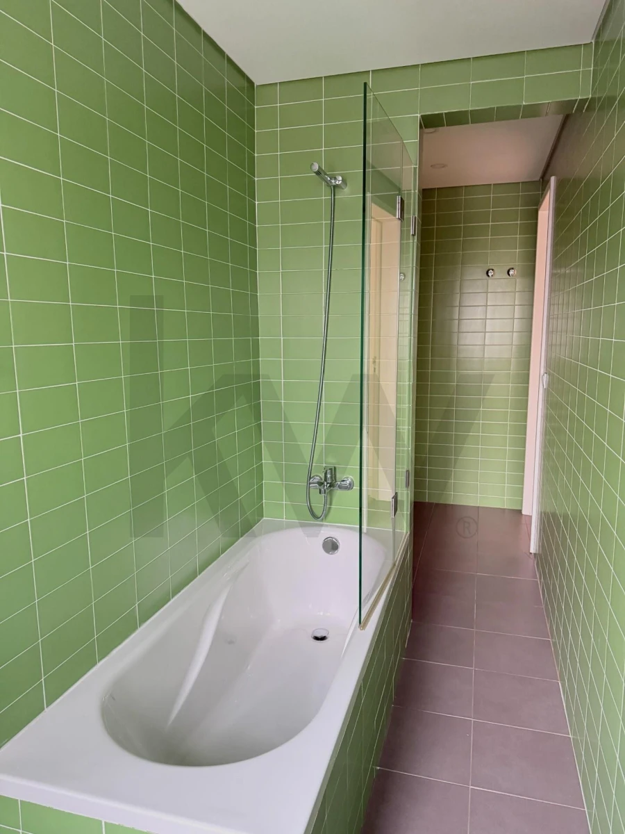 Apartamento T1 para Arrendamento em Avenidas Novas Foto 6