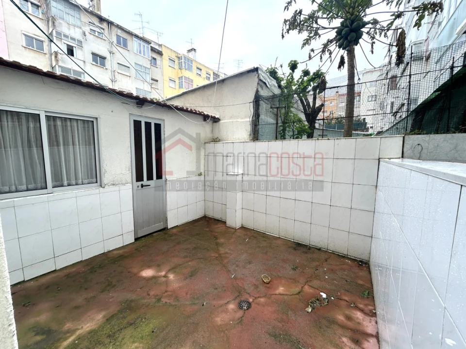 Apartamento T3 para Venda em Odivelas Foto 8