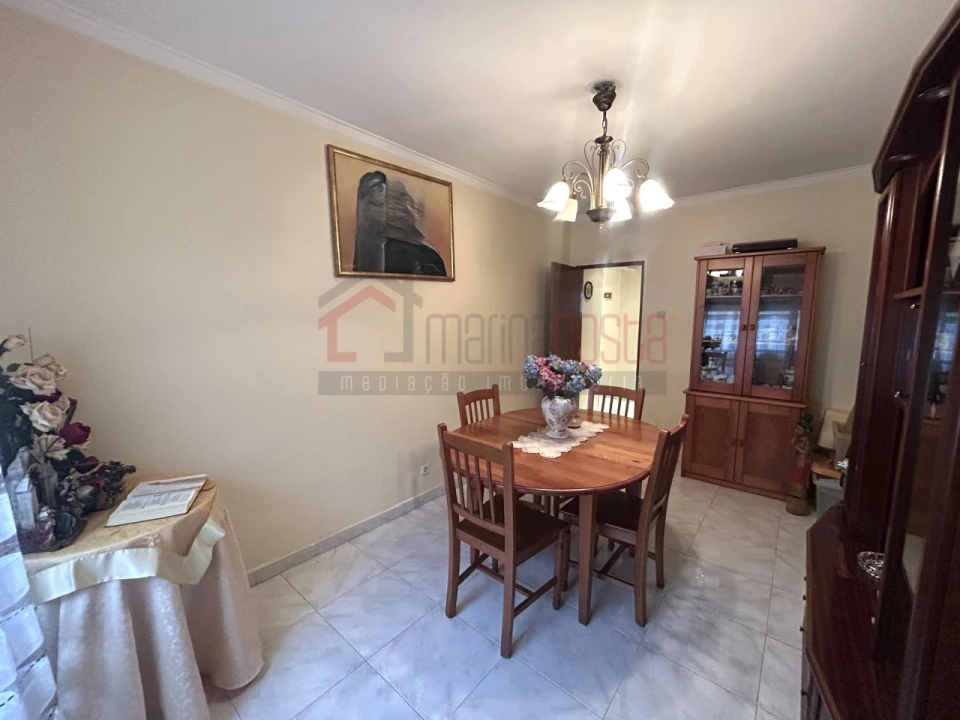 Apartamento T3 para Venda em Odivelas Foto 12
