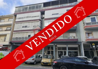 Apartamento T3 para Venda em Odivelas