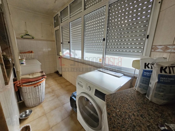 Apartamento T3 para Venda em Odivelas Foto 6
